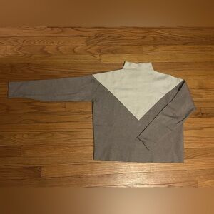 Cynthia Rowley Cozy Mockneck Sweater Size M